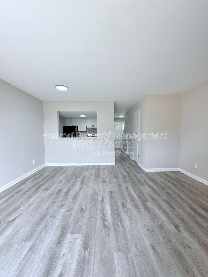 Apartment for rent at 3730 Old Flowery Branch Rd #J5, Oakwood, GA 30566