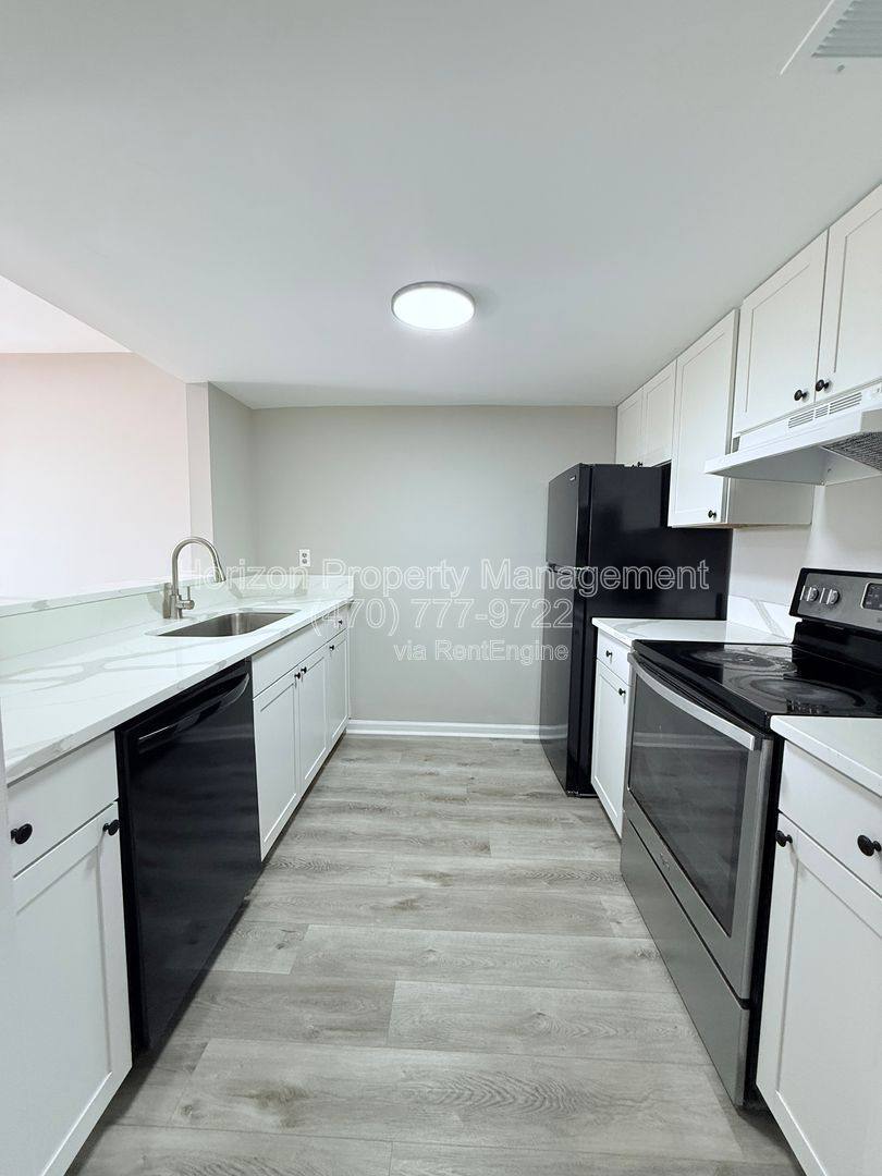 Apartment for rent at 3730 Old Flowery Branch Rd #J5, Oakwood, GA 30566