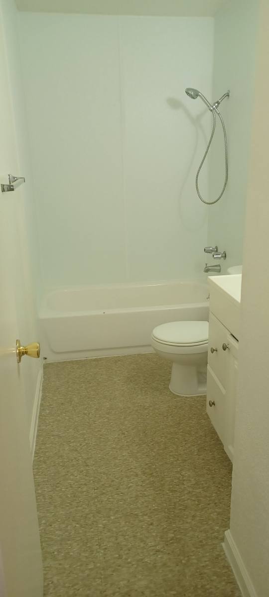 Apartment for rent at 218 W Dakota, Ave #A, Fresno, CA 93705