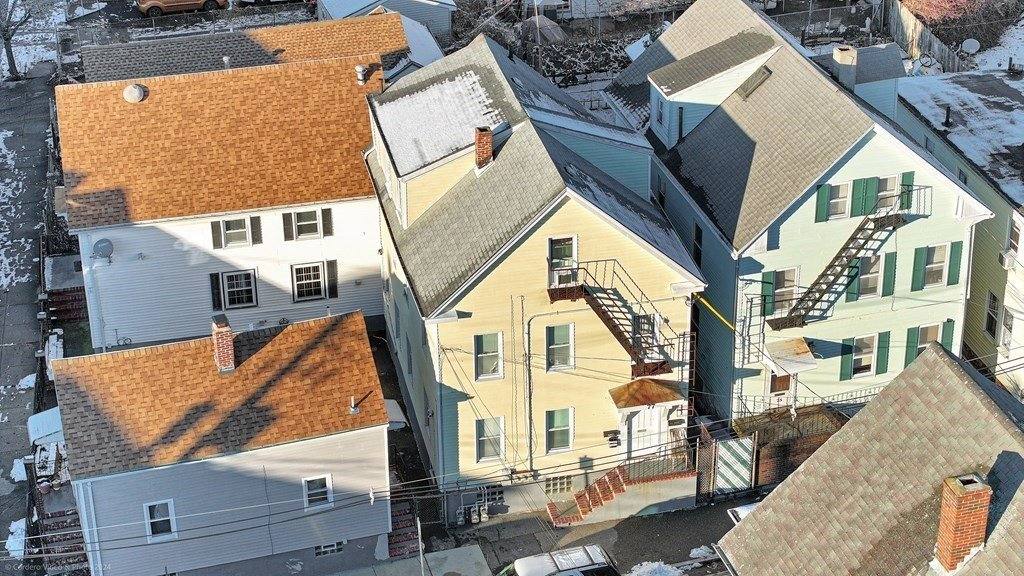 Apartment for rent at 77 Delano St #2, New Bedford, MA 02744