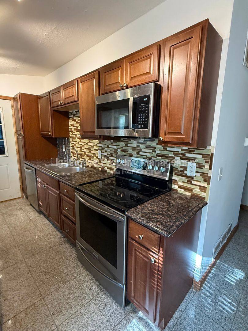 House for rent at 8118 Howard St, Portage, MI 49024
