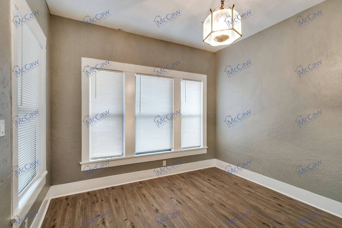 Townhouse for rent at 2305 9th St, Wichita Falls, TX 76309