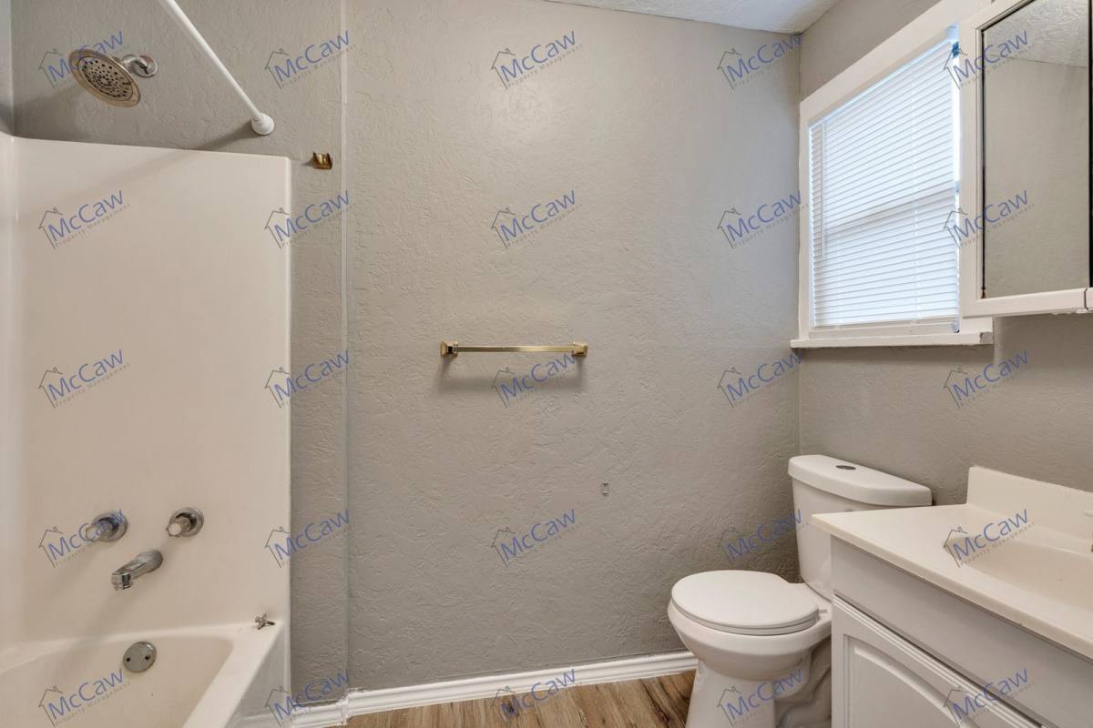 Townhouse for rent at 2305 9th St, Wichita Falls, TX 76309
