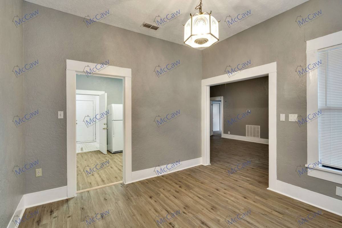 Townhouse for rent at 2305 9th St, Wichita Falls, TX 76309