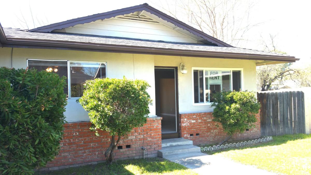 Apartment for rent at 1709 Carver Court #3, Modesto, CA 95350