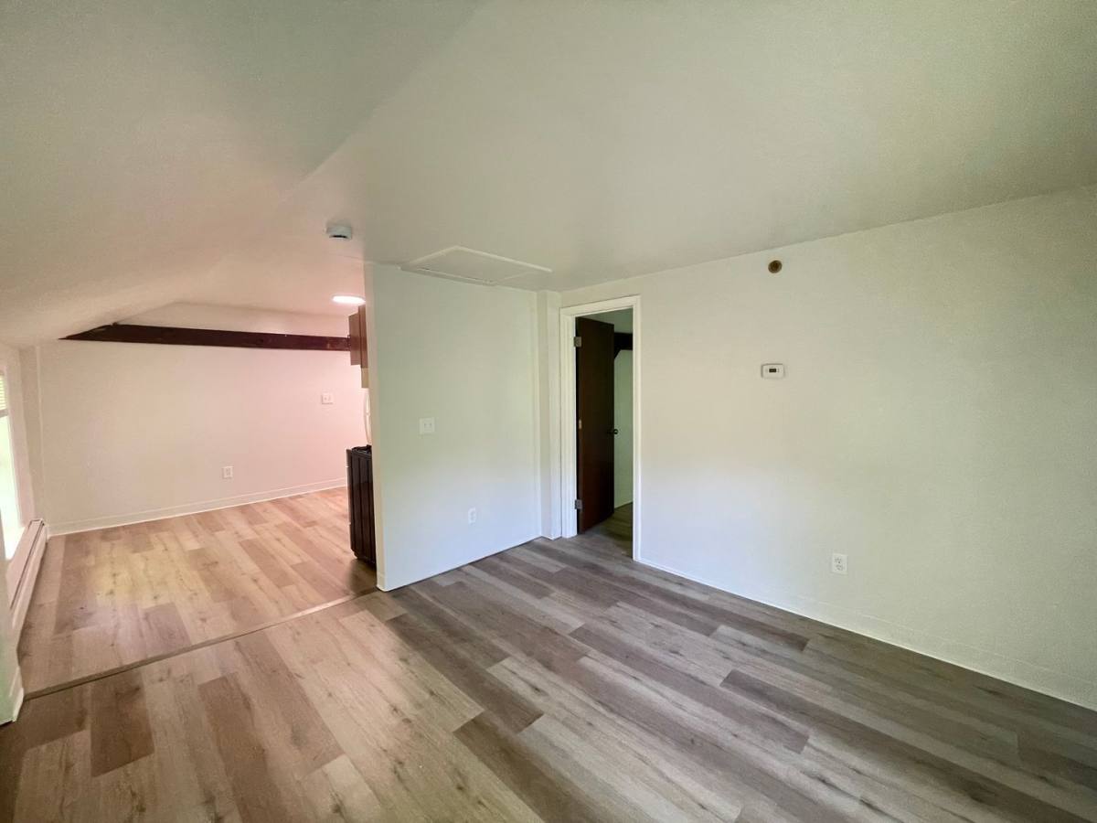 Apartment for rent at 98 Main St #8, Raymond, NH 03077