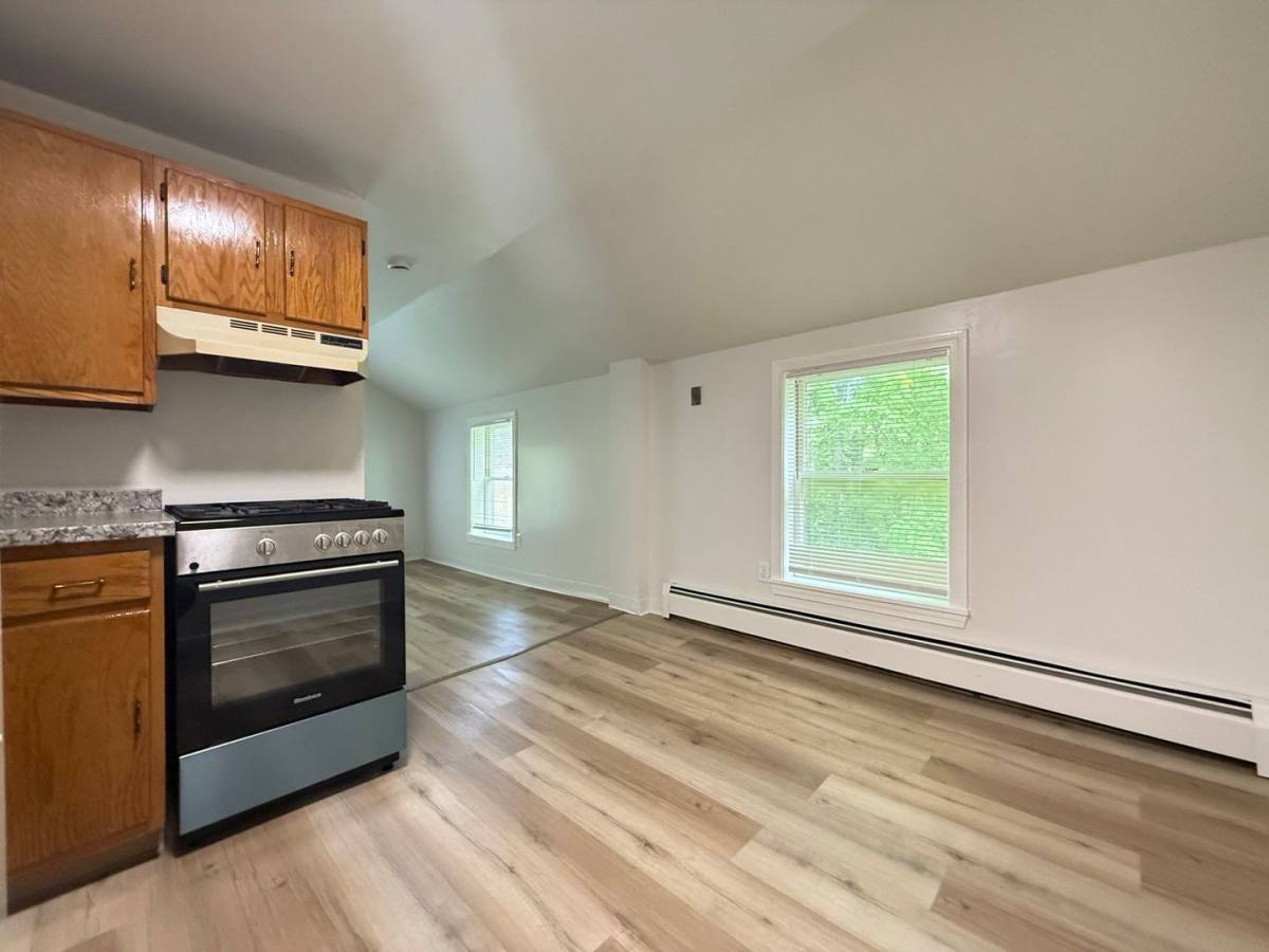 Apartment for rent at 98 Main St #8, Raymond, NH 03077