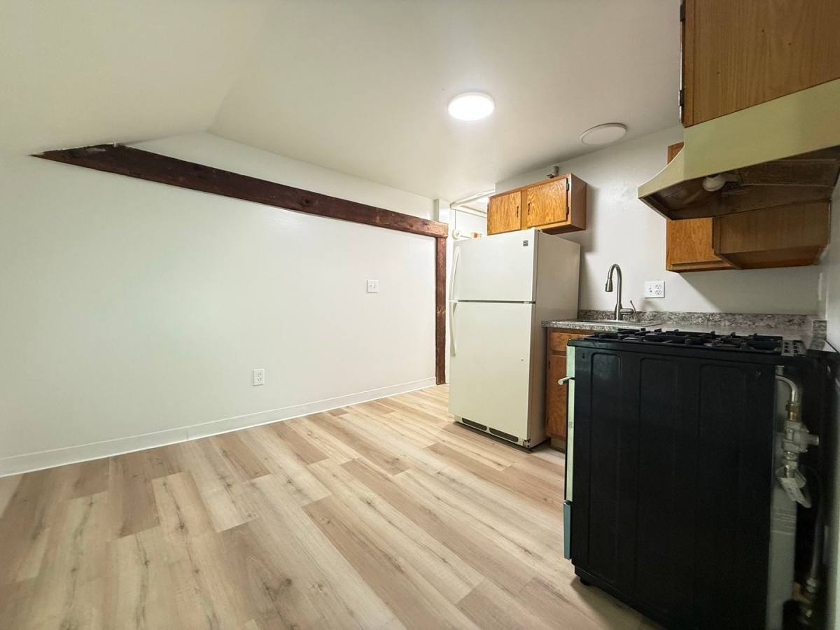 Apartment for rent at 98 Main St #8, Raymond, NH 03077