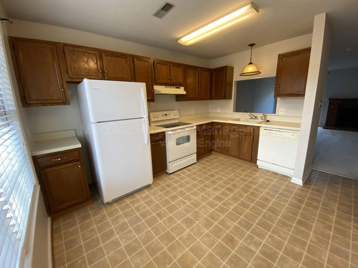 Townhouse for rent at 11185 Kensington Place, Fredericksburg, VA 22407