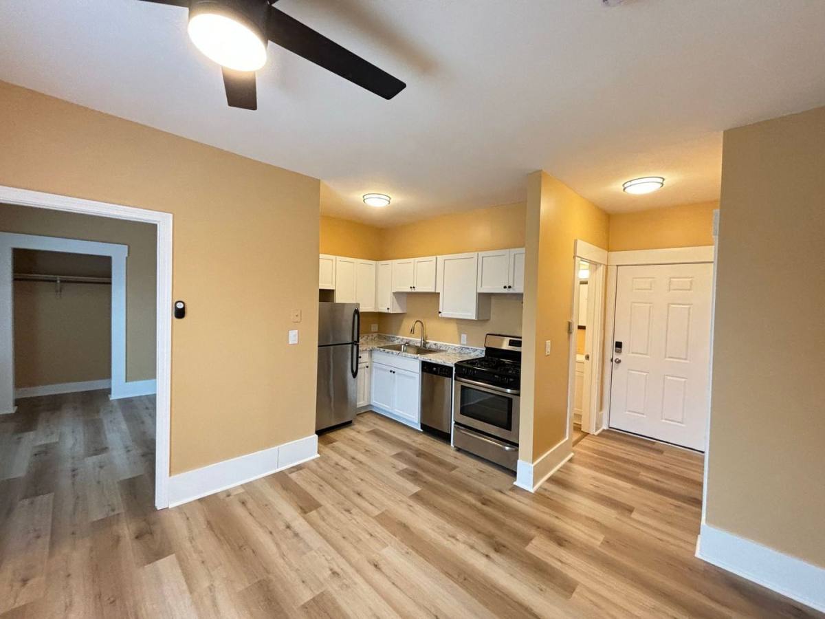 Apartment for rent at 46 Glass St #2, Suncook, NH 03275