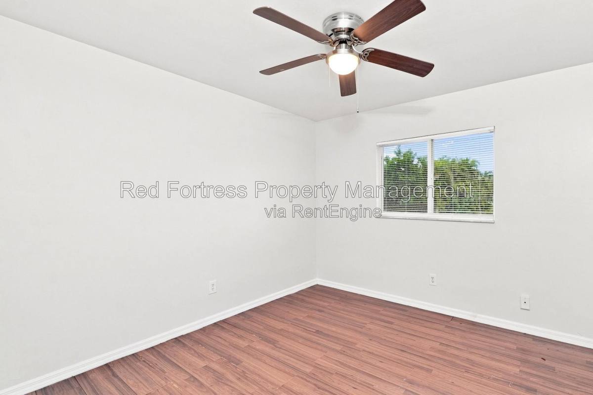 House for rent at 1814 SW 42nd St, Cape Coral, FL 33914