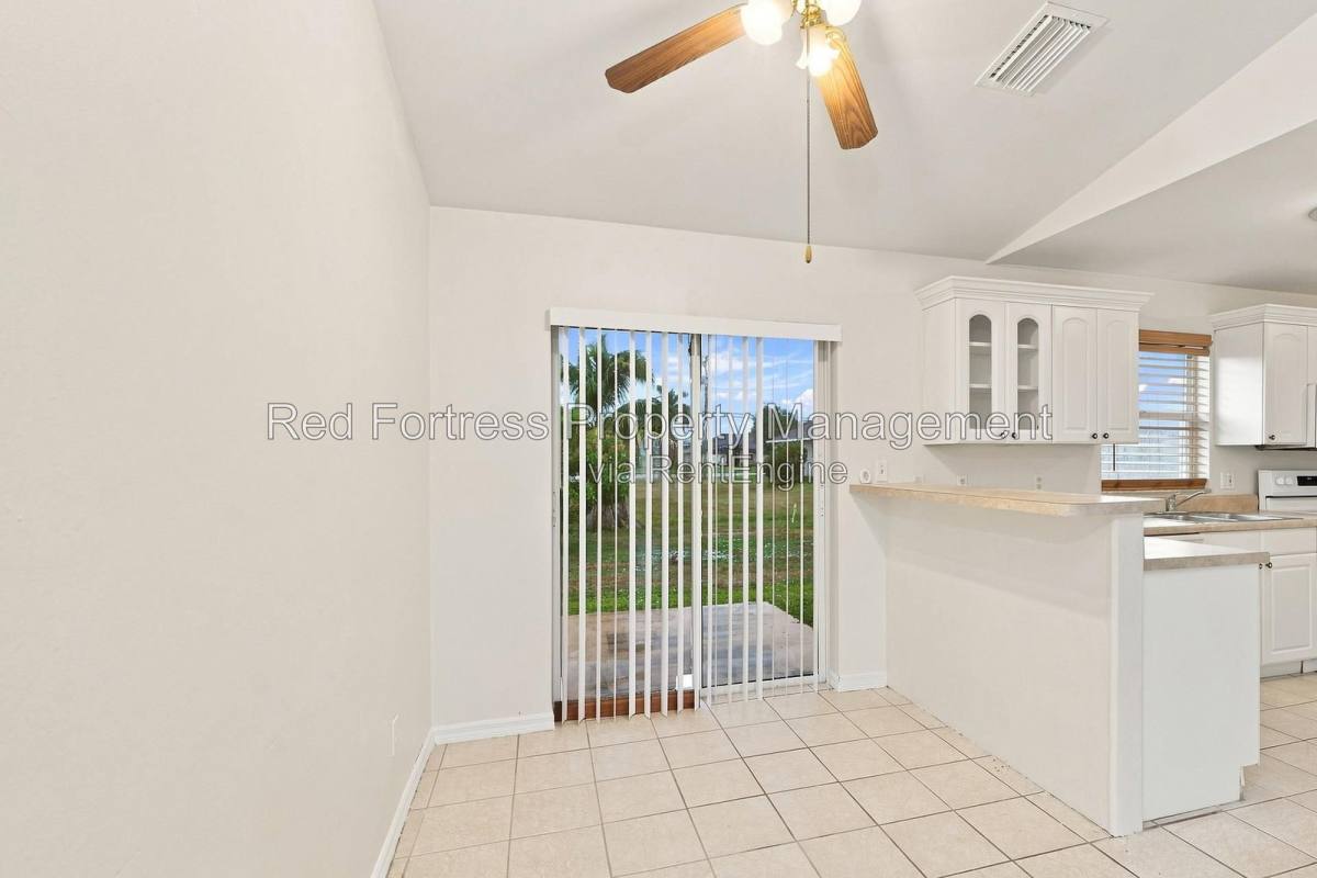 House for rent at 1814 SW 42nd St, Cape Coral, FL 33914