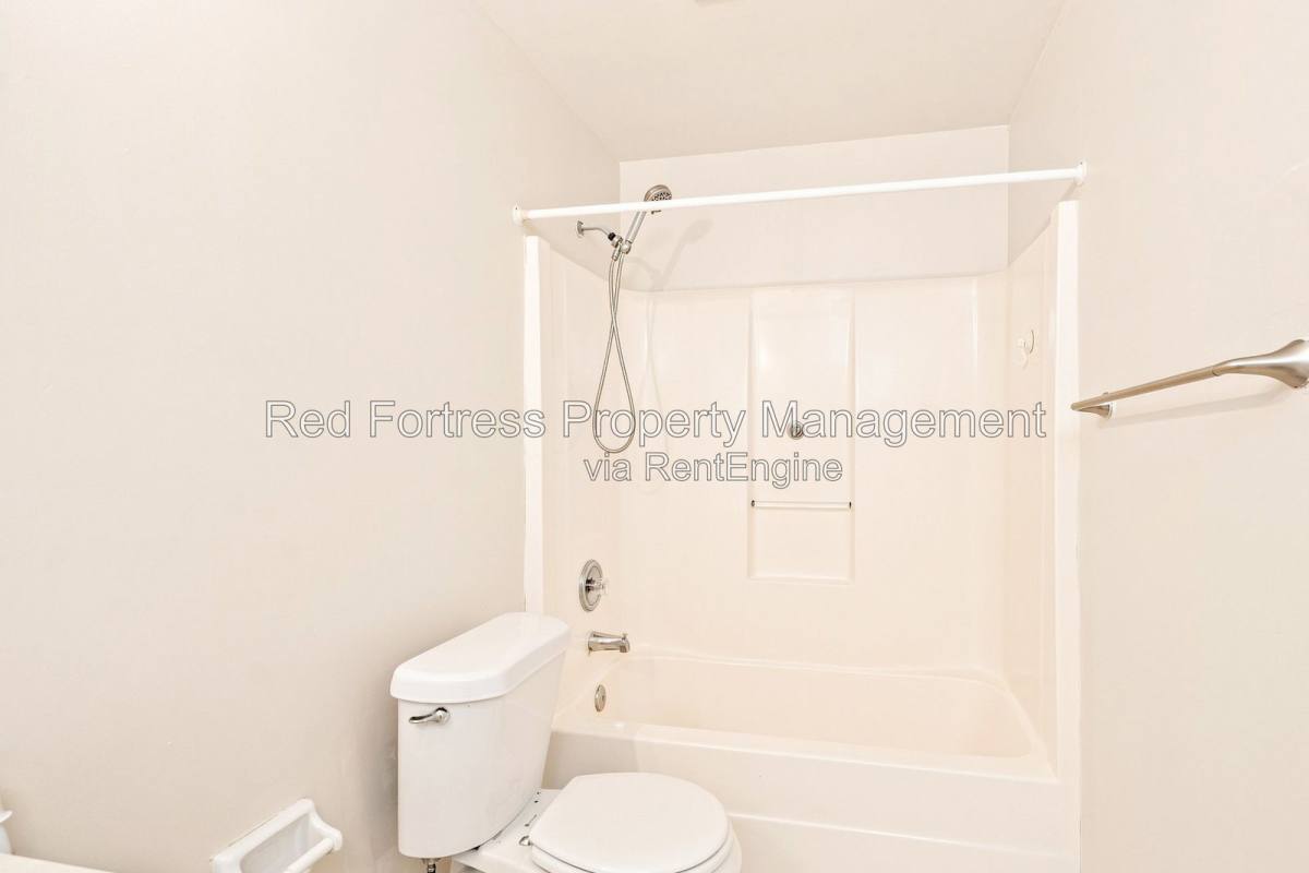 House for rent at 1814 SW 42nd St, Cape Coral, FL 33914