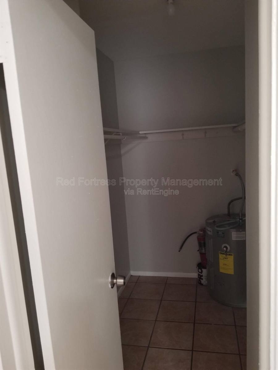 Apartment for rent at 3814 Desoto Ave, Fort Myers, FL 33916