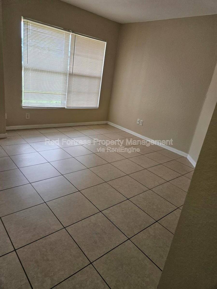 Apartment for rent at 98 Milwaukee Blvd, Lehigh Acres, FL 33974