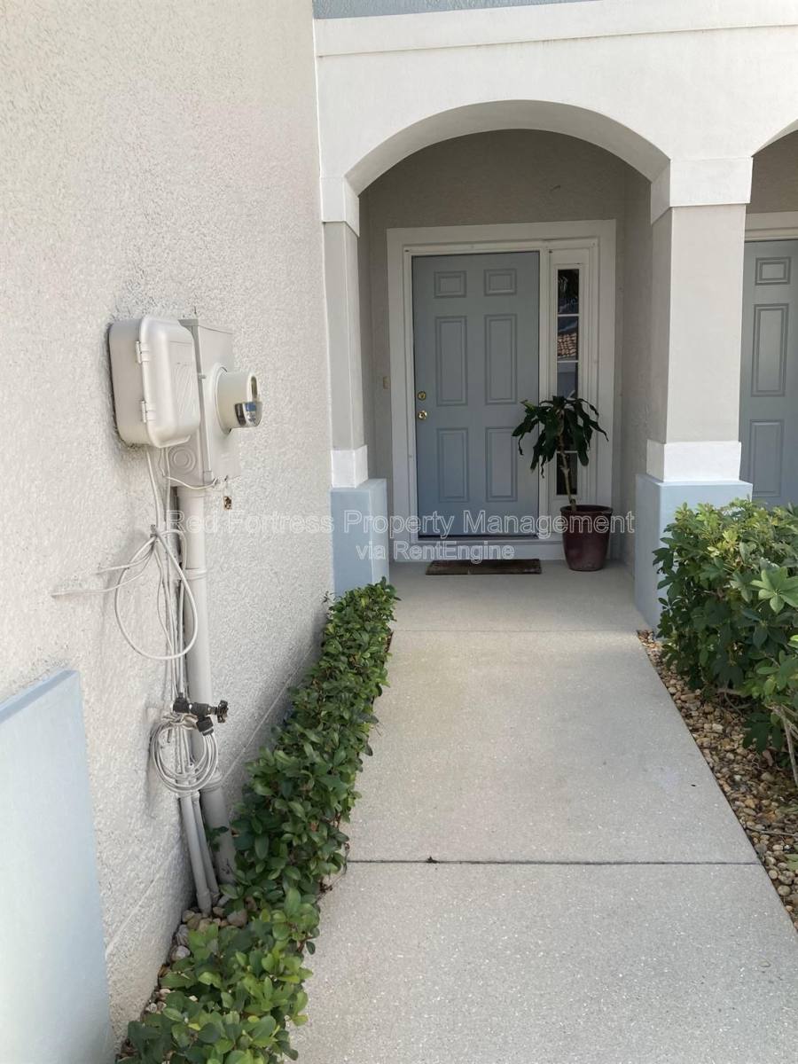 Apartment for rent at 8271 Village Edge Circle #3, Fort Myers, FL 33919