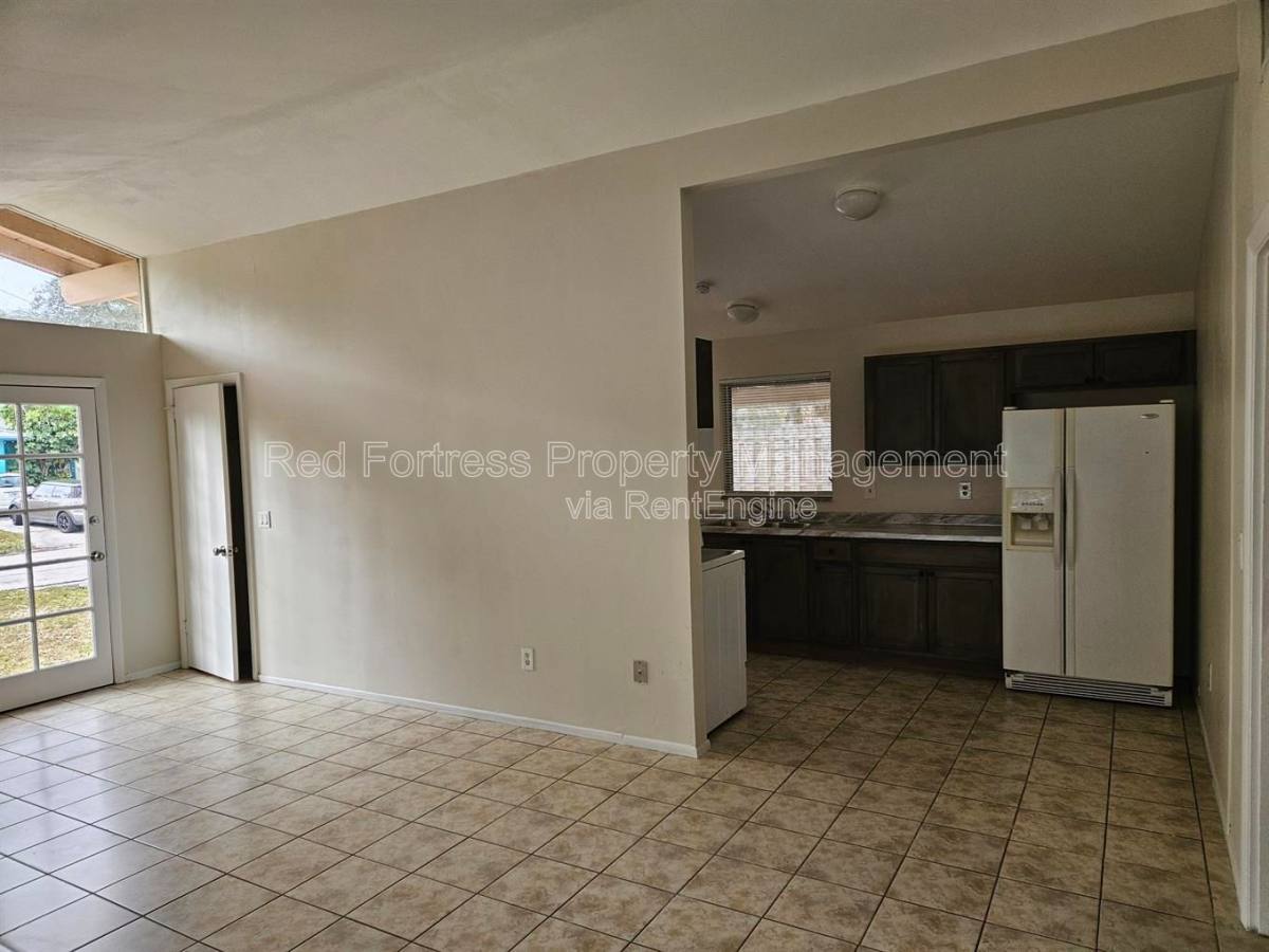 House for rent at 1635 Newport Court, Fort Myers, FL 33907
