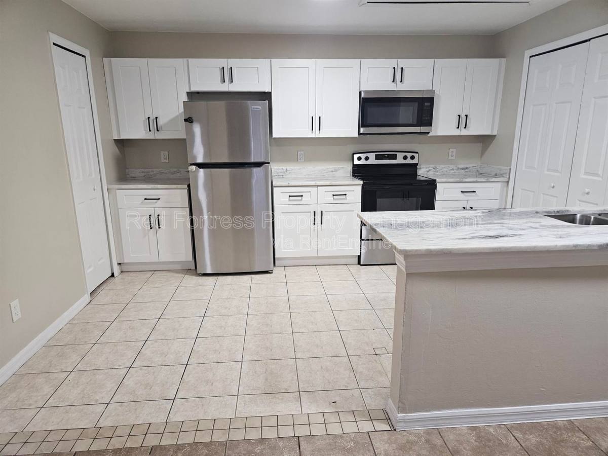 Apartment for rent at 4512 Leonard Blvd S, Lehigh Acres, FL 33973