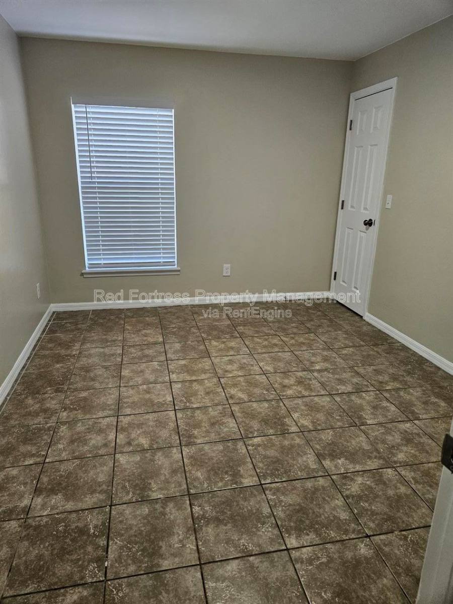 Apartment for rent at 4512 Leonard Blvd S, Lehigh Acres, FL 33973