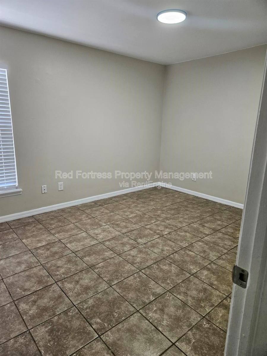 Apartment for rent at 4512 Leonard Blvd S, Lehigh Acres, FL 33973
