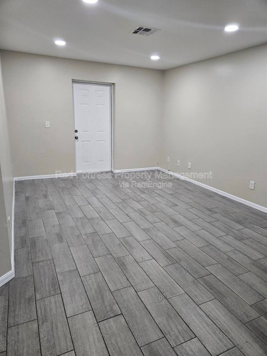 Apartment for rent at 4514 Leonard Blvd S, Lehigh Acres, FL 33973