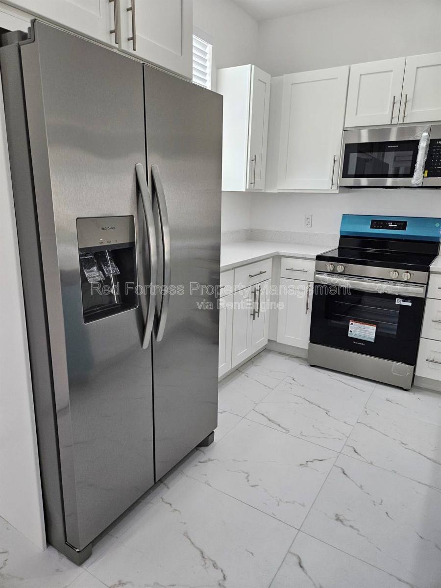 Apartment for rent at 5146 Centennial Blvd, Lehigh Acres, FL 33971