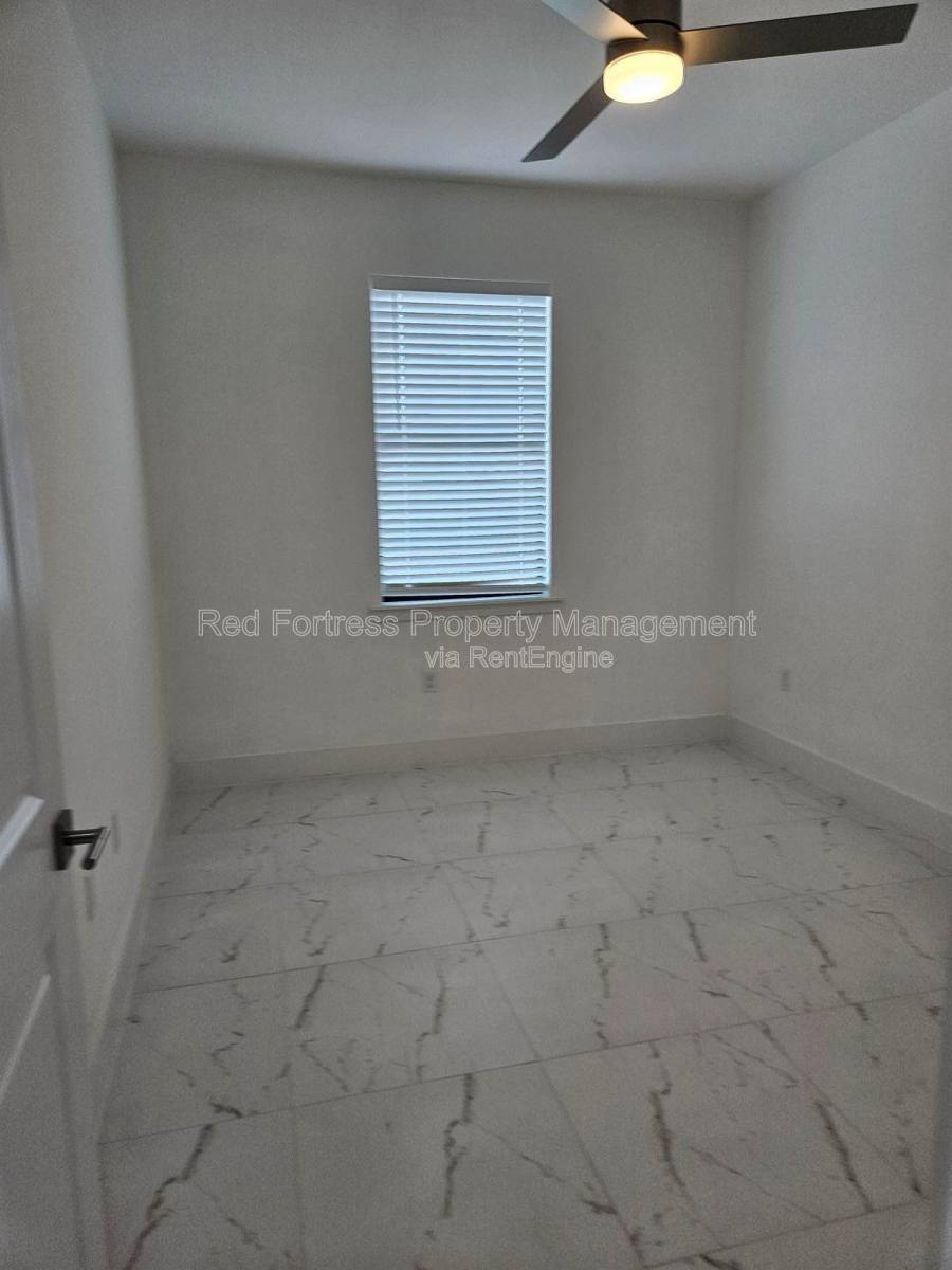 Apartment for rent at 5148 Centennial Blvd, Lehigh Acres, FL 33971