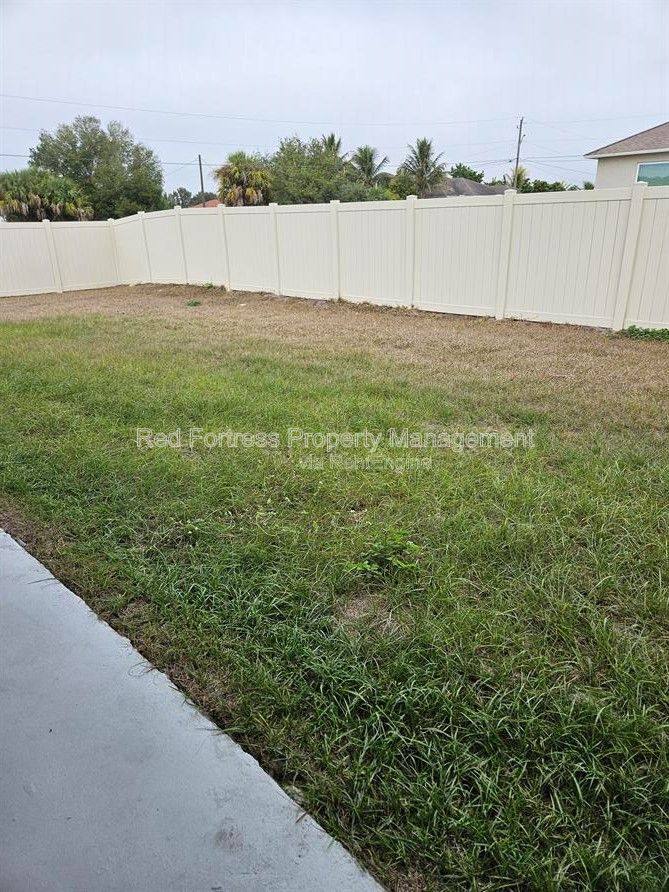 Apartment for rent at 5148 Centennial Blvd, Lehigh Acres, FL 33971