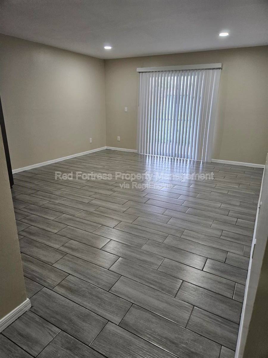 Apartment for rent at 5319 27th St SW, Lehigh Acres, FL 33973
