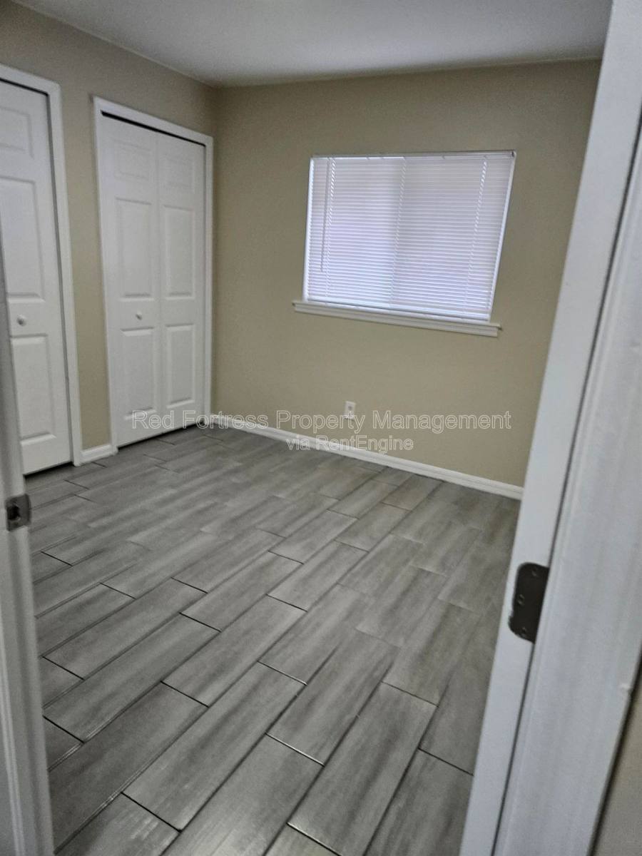 Apartment for rent at 5319 27th St SW, Lehigh Acres, FL 33973