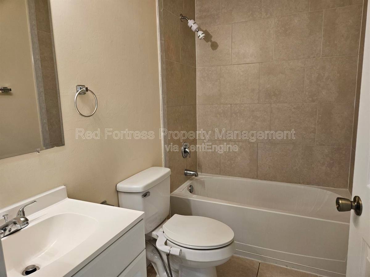 Apartment for rent at 542 SE 6th Place, Cape Coral, FL 33990