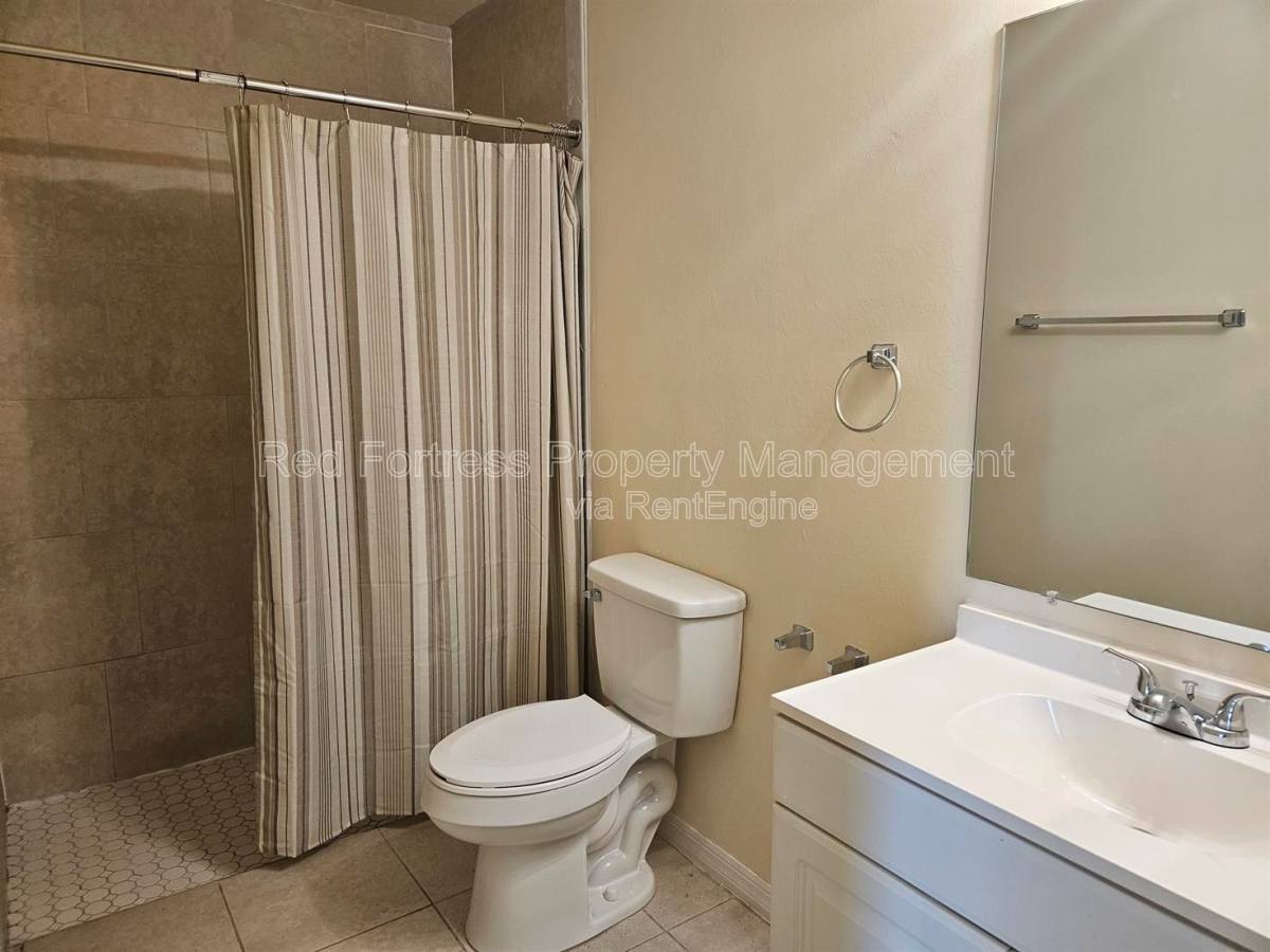 Apartment for rent at 542 SE 6th Place, Cape Coral, FL 33990