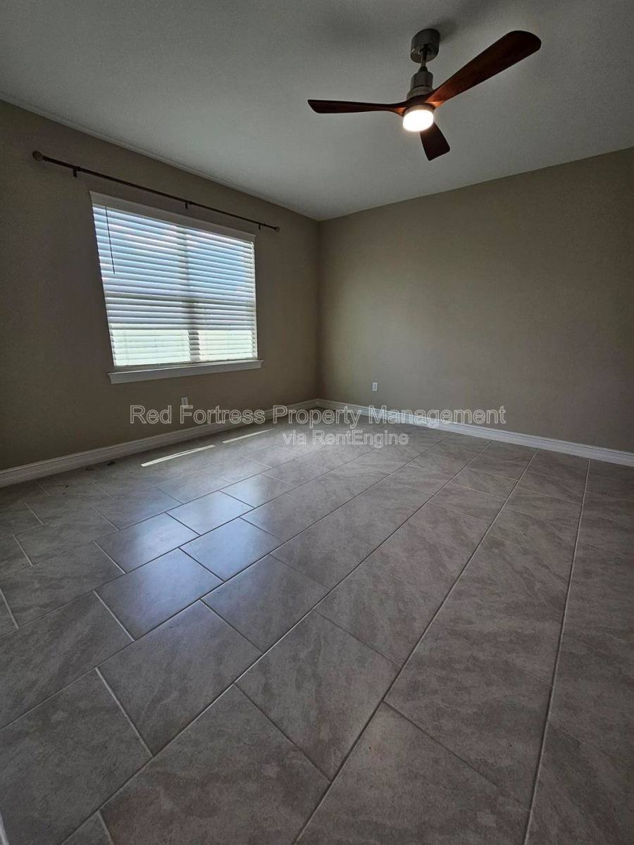 House for rent at 623 Parkshore Lake Ave, Cape Coral, FL 33993