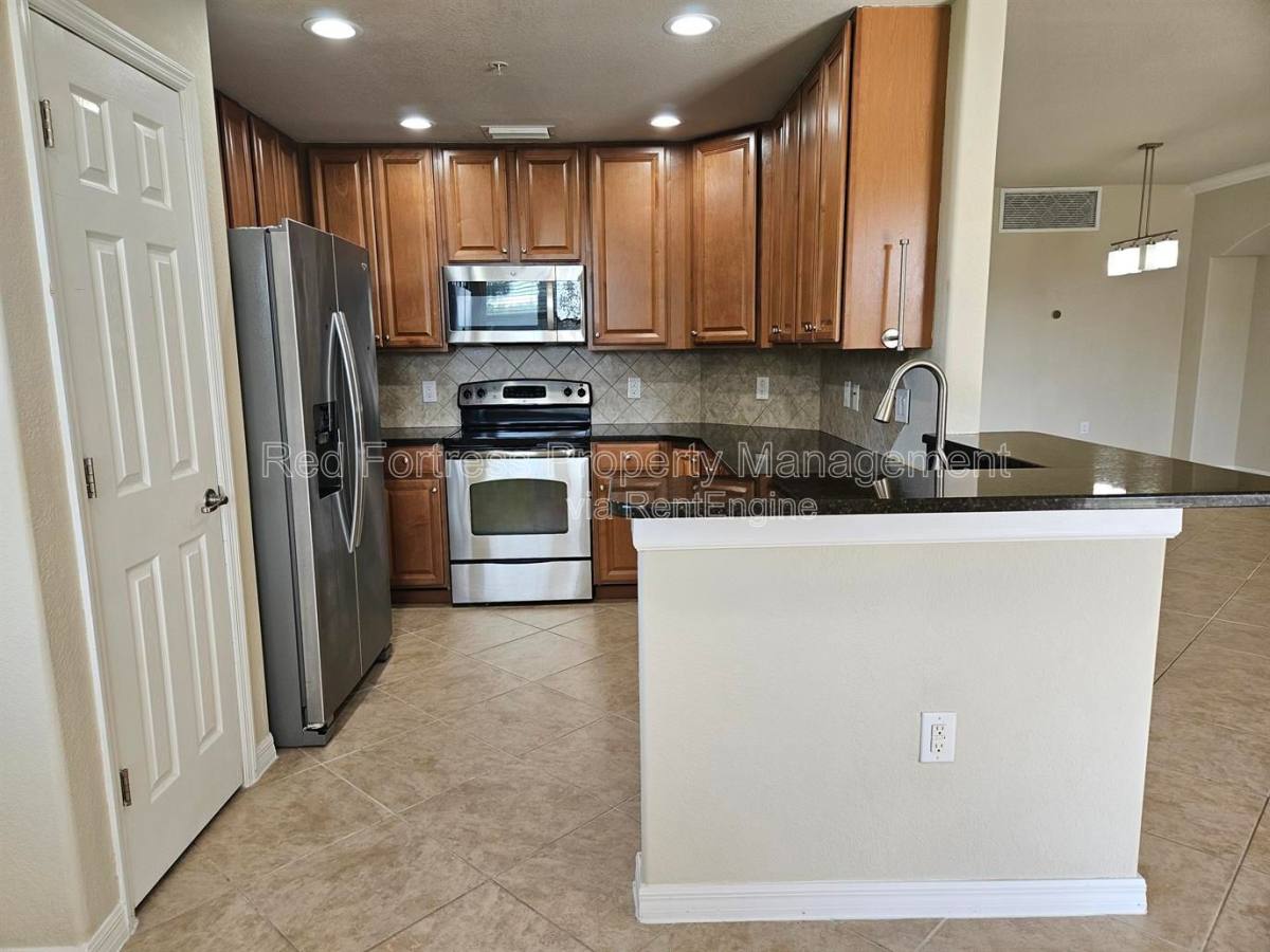 Apartment for rent at 17451 Old Harmony Dr #102, Fort Myers, FL 33908