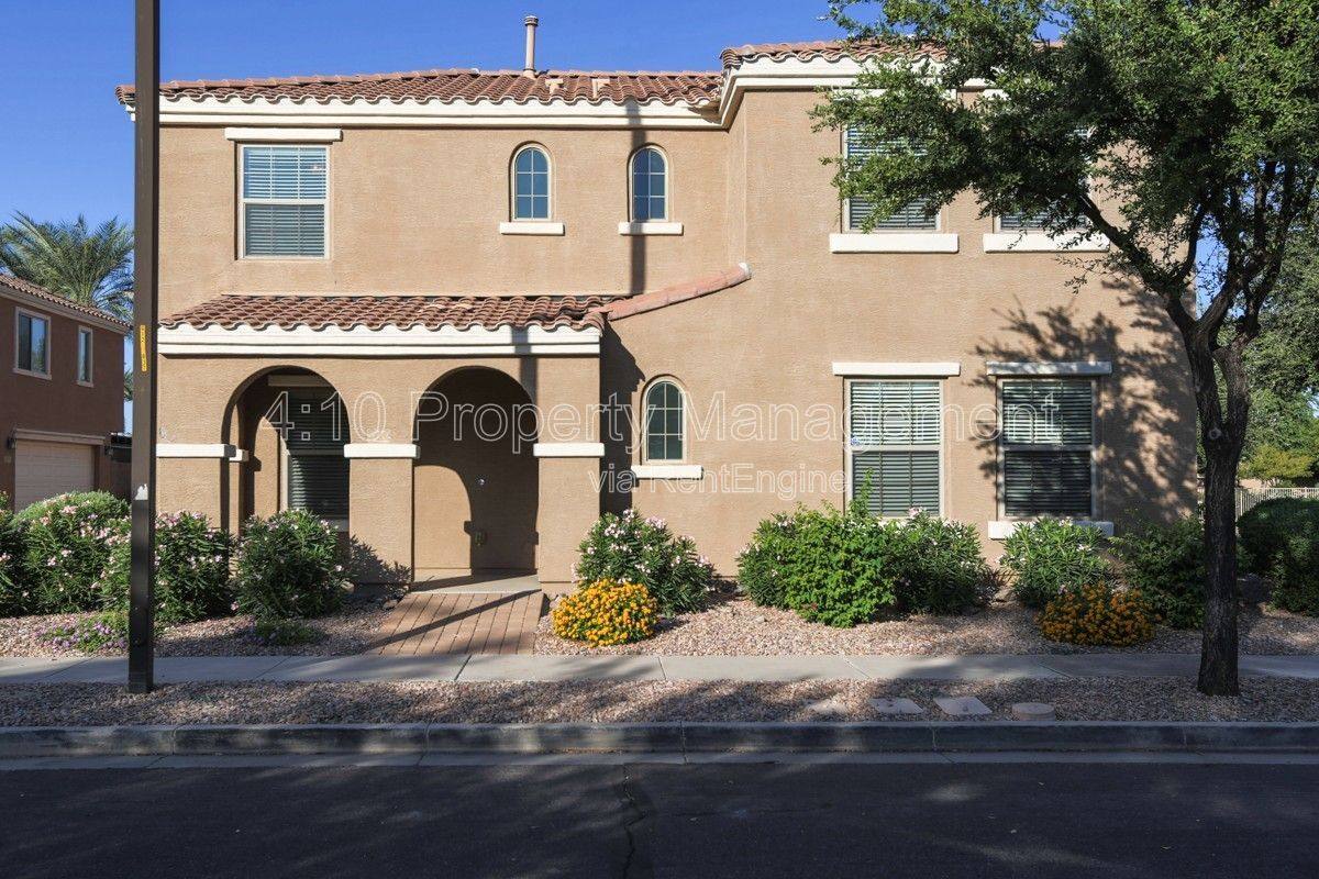House for rent at 1774 S Seton Ave, Gilbert, AZ 85295