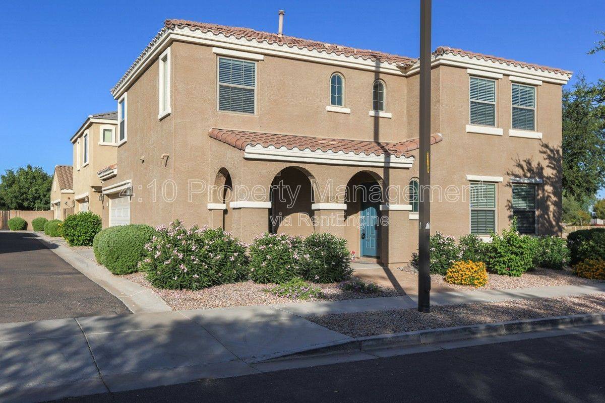 House for rent at 1774 S Seton Ave, Gilbert, AZ 85295
