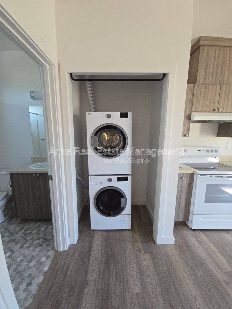 Apartment for rent at 1630 SW Juniper Ave, Redmond, OR 97756