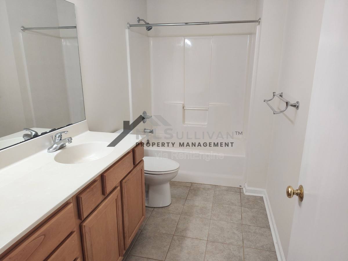 House for rent at 308 Lakeshore Dr, Hillsborough, NC 27278