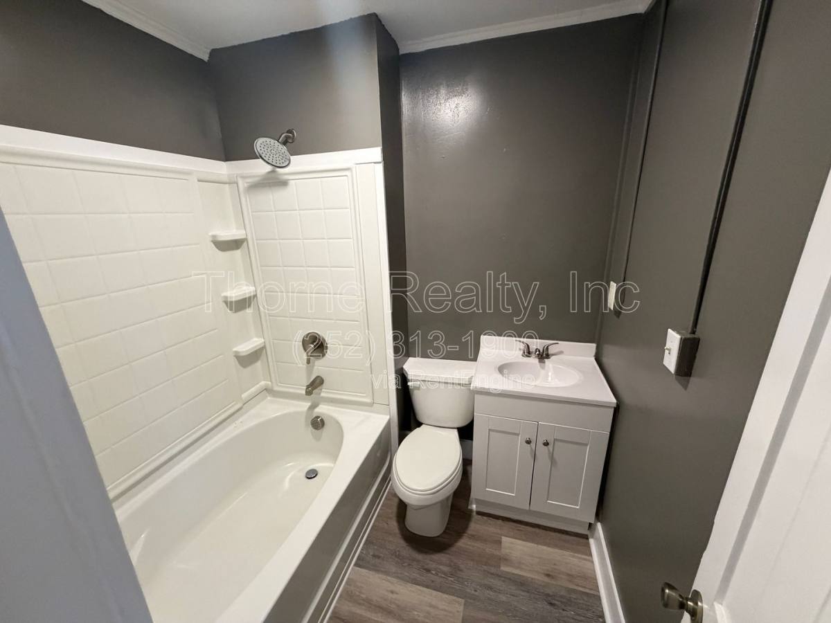 House for rent at 615 Manchester St SE, Wilson, NC 27893