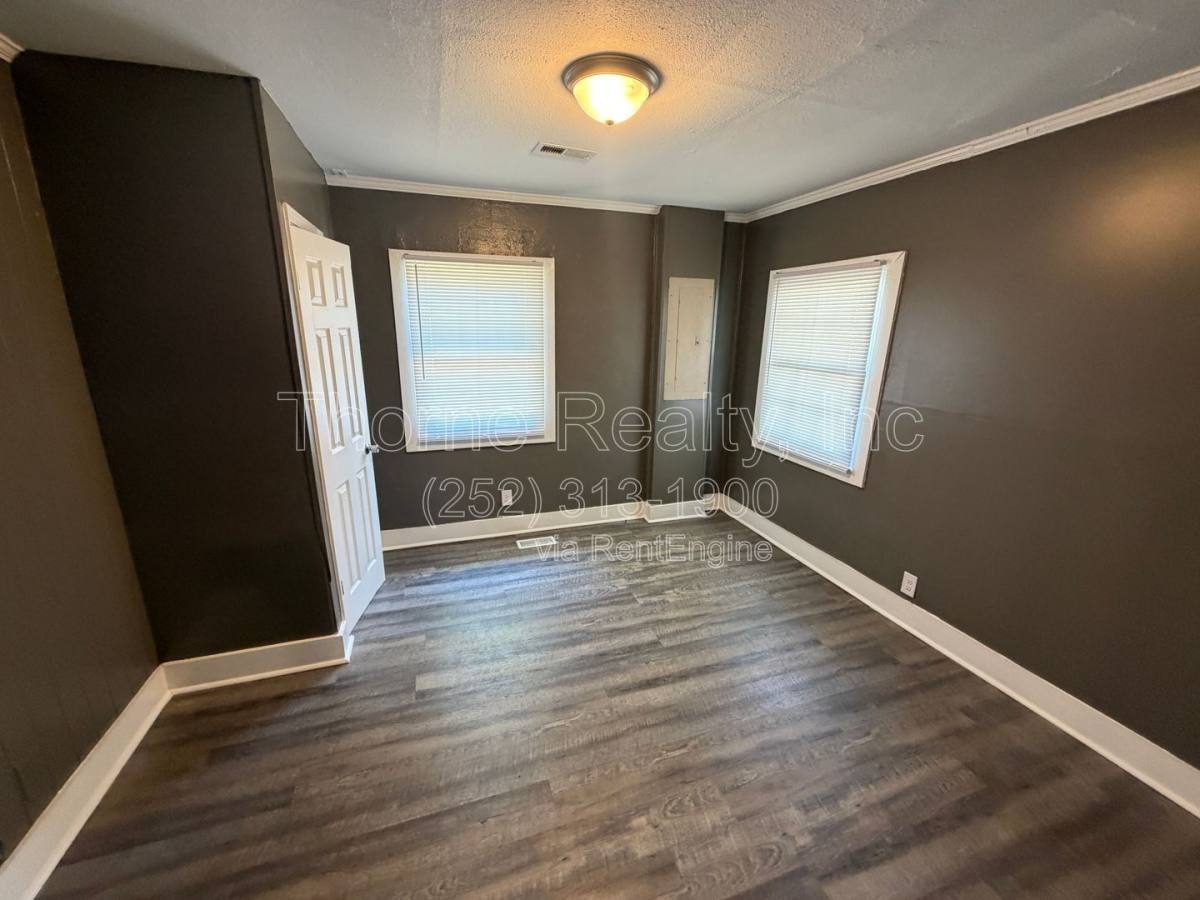 House for rent at 615 Manchester St SE, Wilson, NC 27893