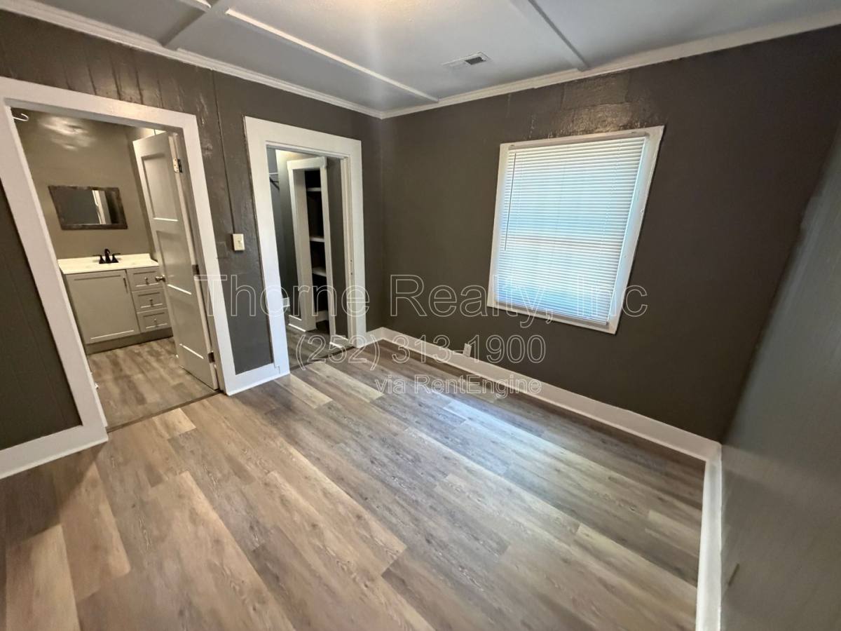 House for rent at 615 Manchester St SE, Wilson, NC 27893