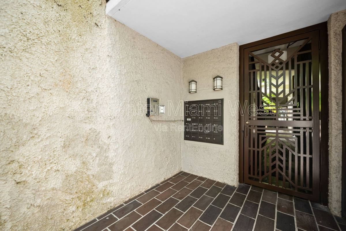 Condo for rent at 2666 Tigertail Ave #209, Miami, FL 33133