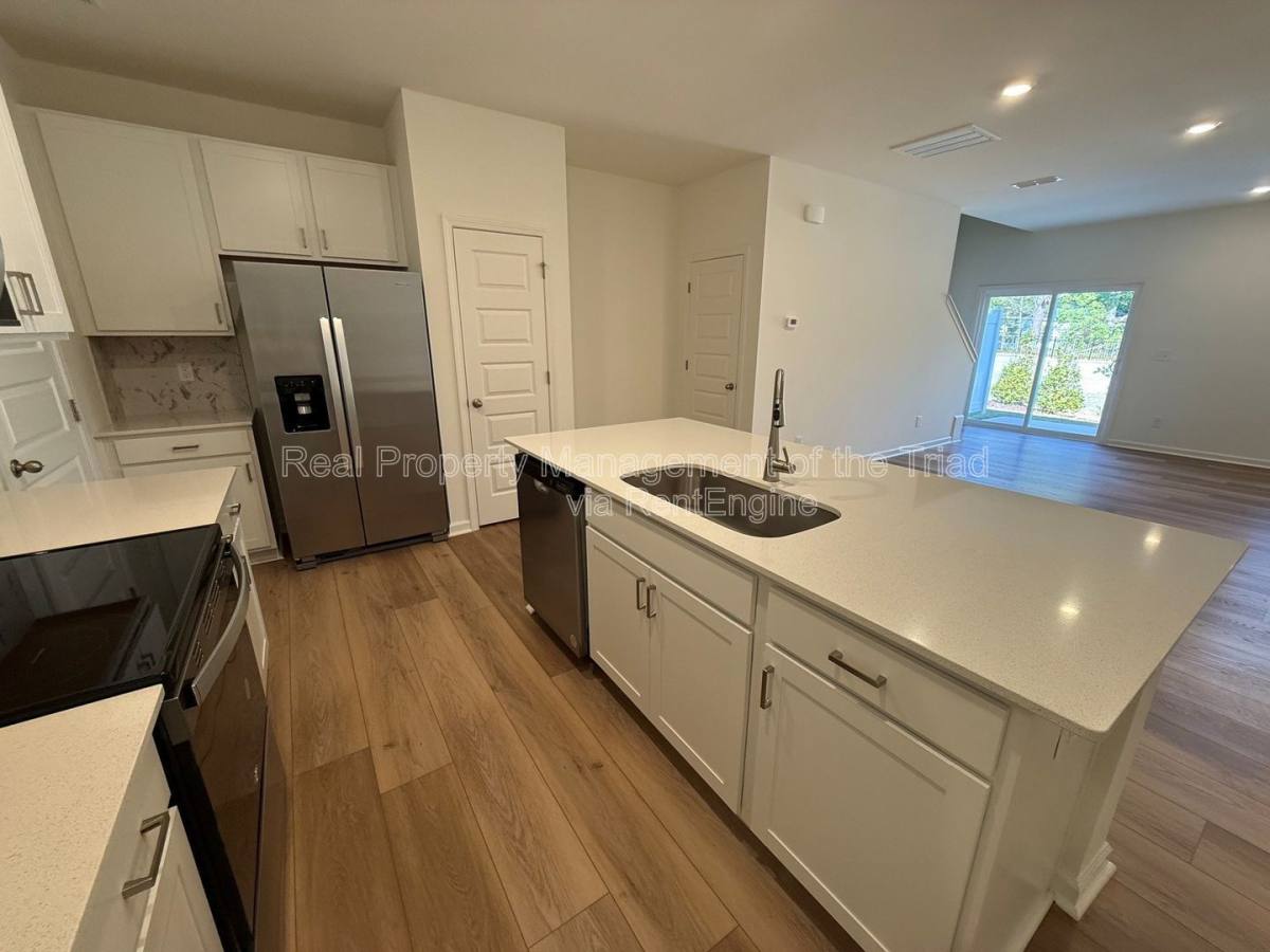 Townhouse for rent at 112 Parker Lane, Mebane, NC 27302
