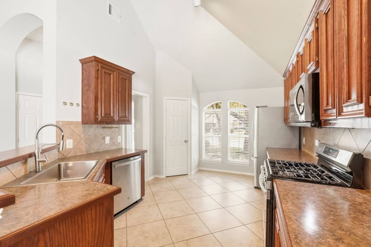 House for rent at 11914 Manasses Springs Lane, Humble, TX 77346