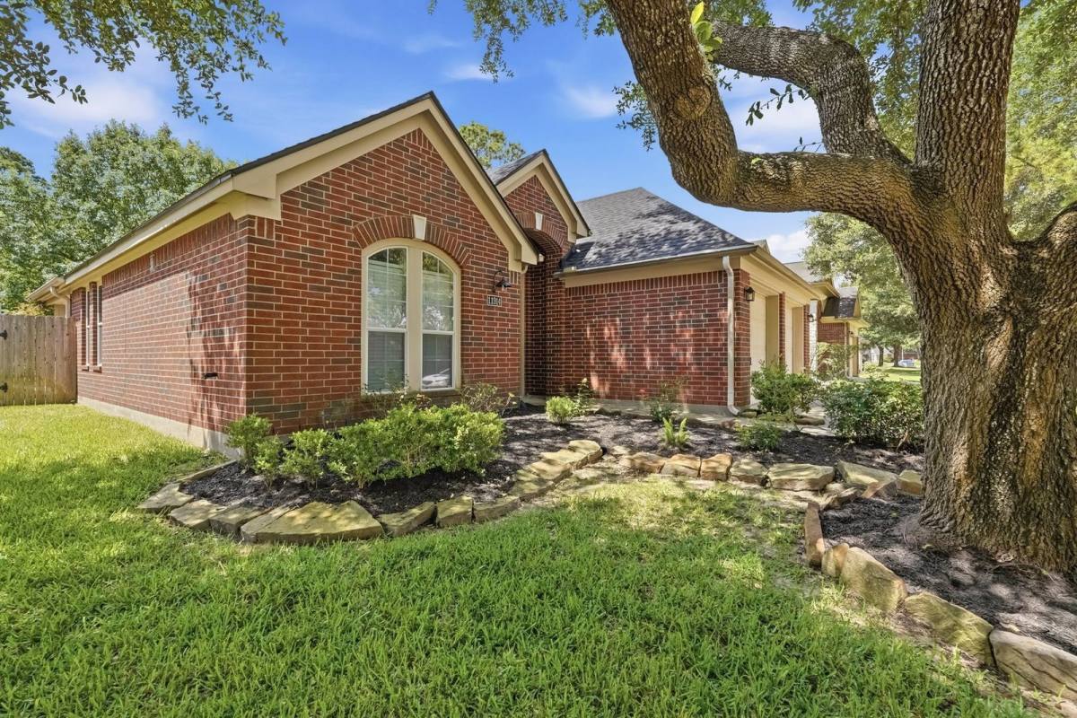 House for rent at 11914 Manasses Springs Lane, Humble, TX 77346