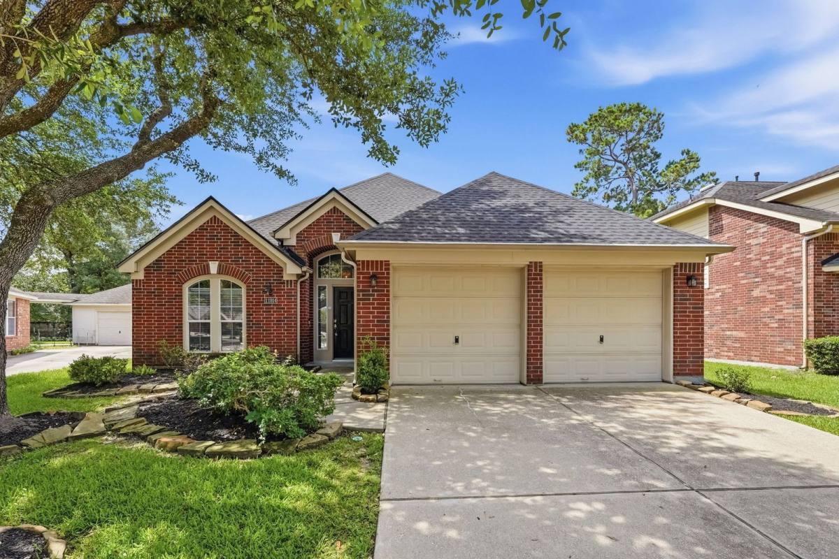 House for rent at 11914 Manasses Springs Lane, Humble, TX 77346