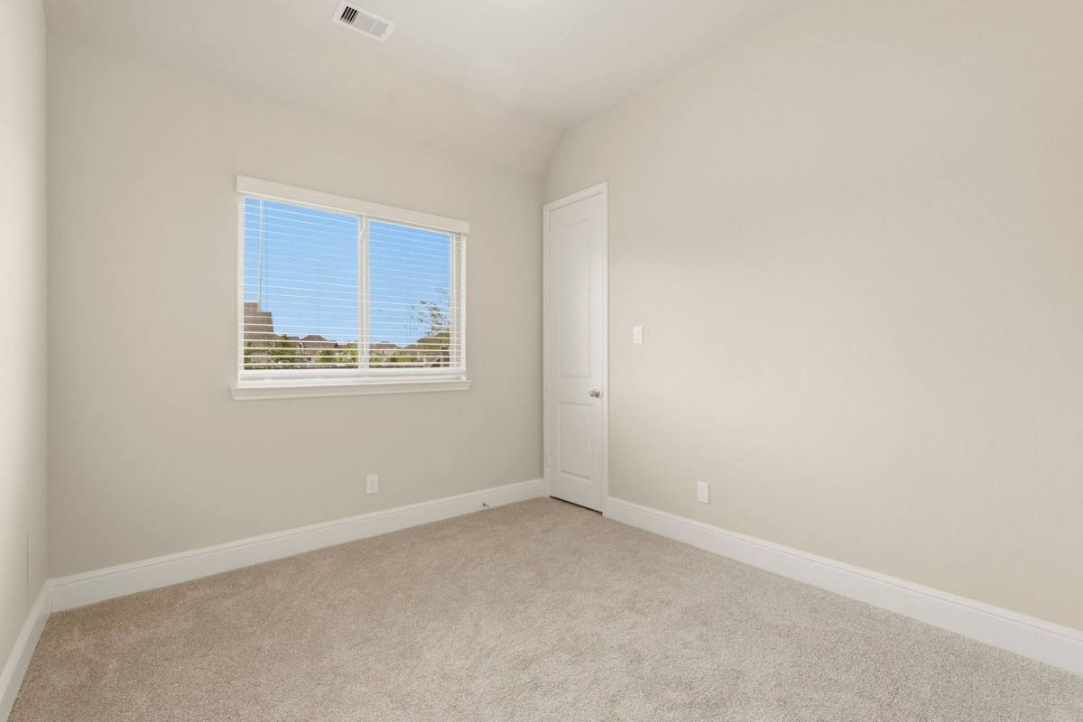 House for rent at 430 Rita Blanca Dr, Webster, TX 77598