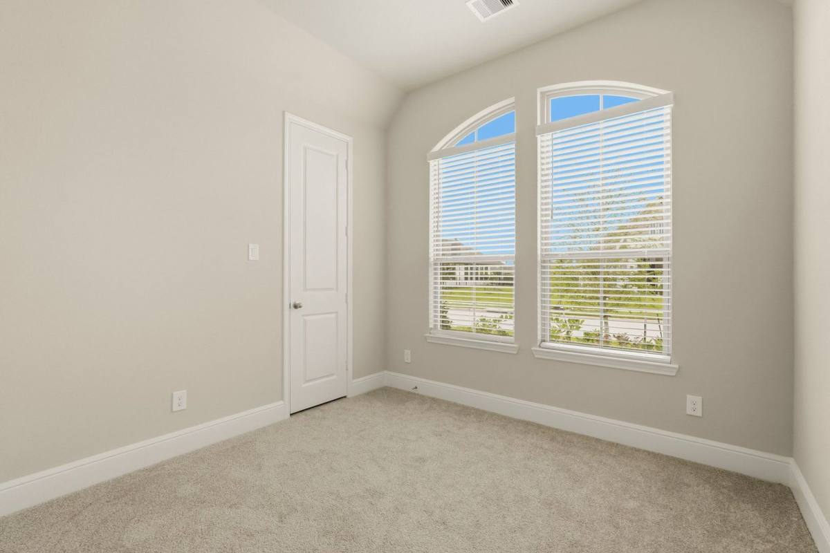 House for rent at 430 Rita Blanca Dr, Webster, TX 77598