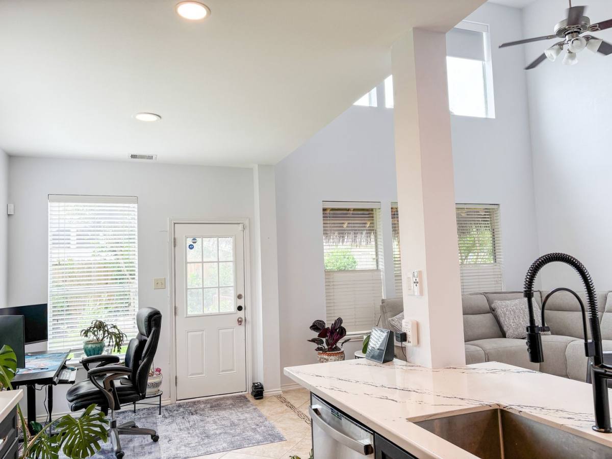House for rent at 863 Dawn Sky Lane, League City, TX 77573