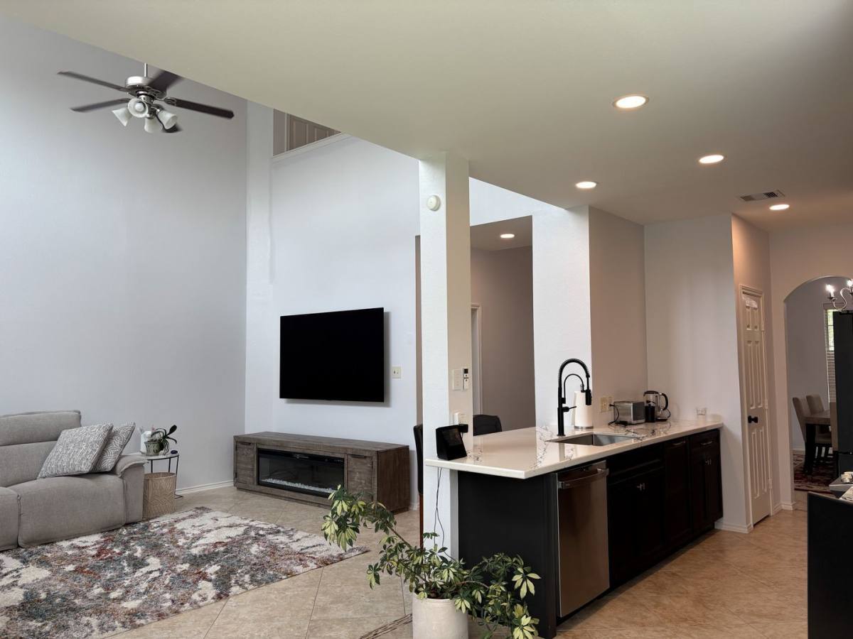 House for rent at 863 Dawn Sky Lane, League City, TX 77573